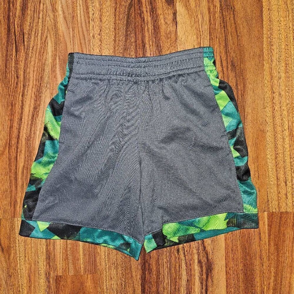 5 For $25 Grey Green and Black Active Elastic Shorts Toddler Size 3T